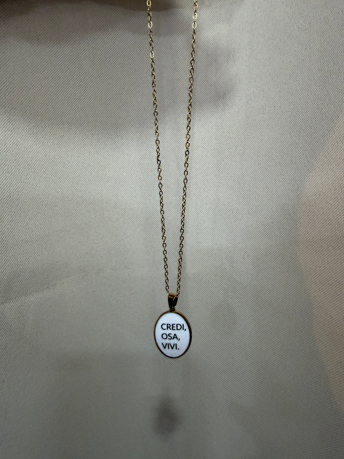 COLLANA “ CREDI OSA VIVI”