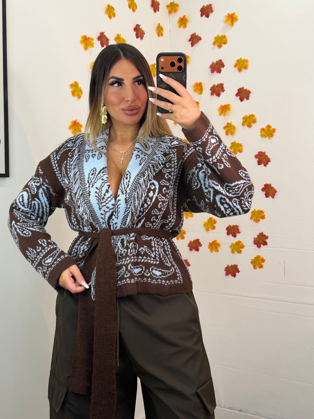 CARDIGAN CIOCCOLATO E POLVERE