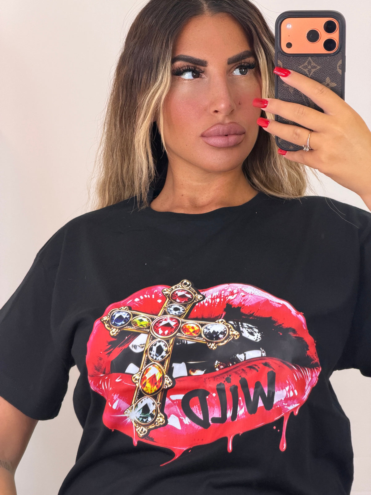 T-SHIRT - 08
