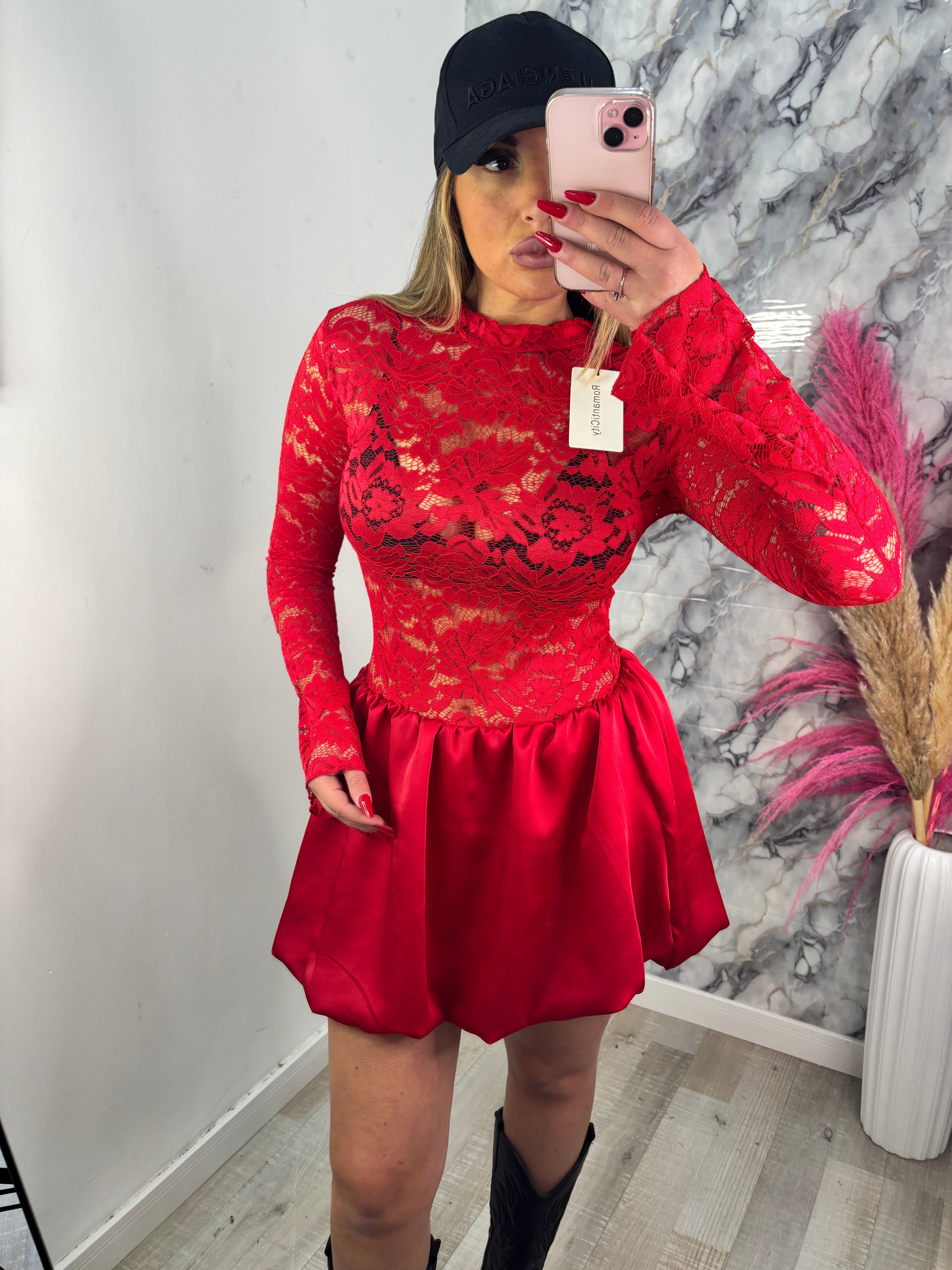 DRESS RED