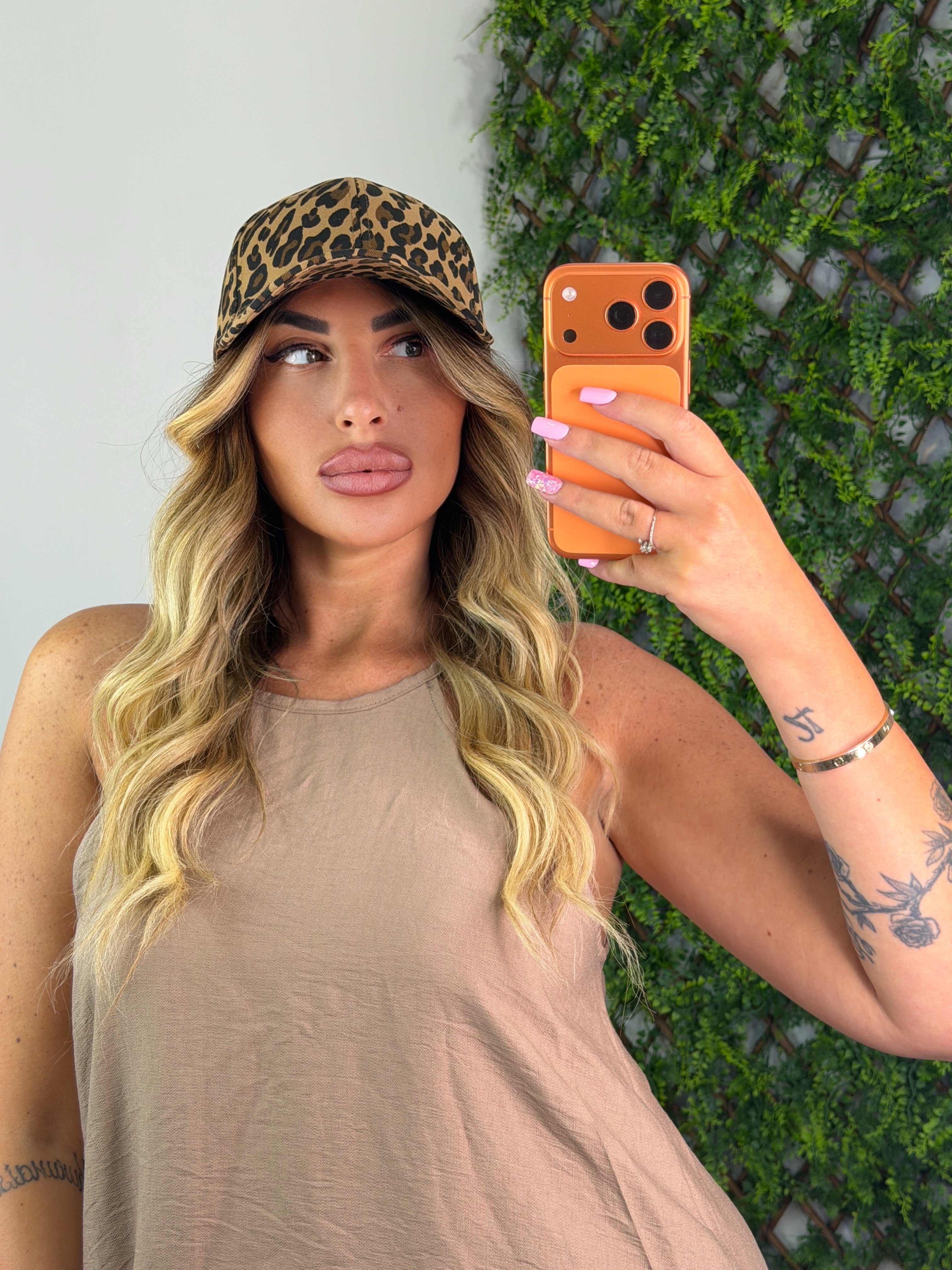 CAPPELLO LEOPARDATO NOCCIOLA