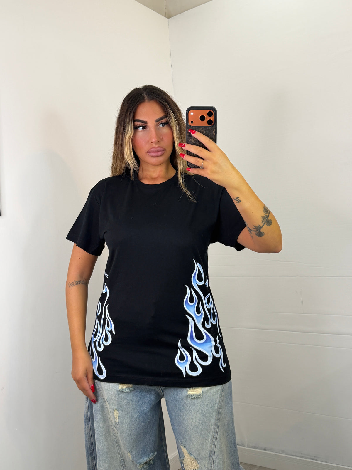 T-SHIRT - 02