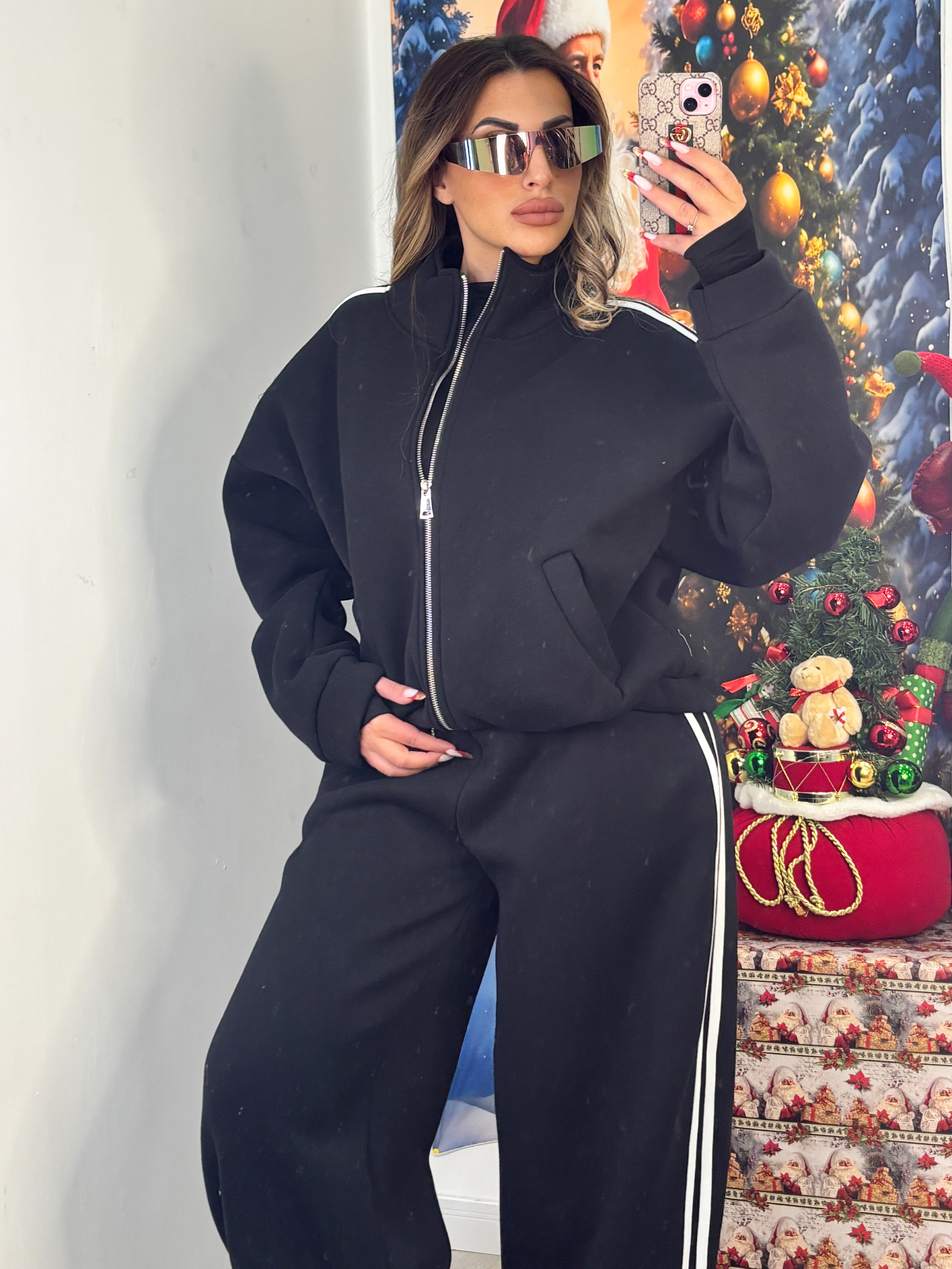 TUTA RIGA LATERALE NERA