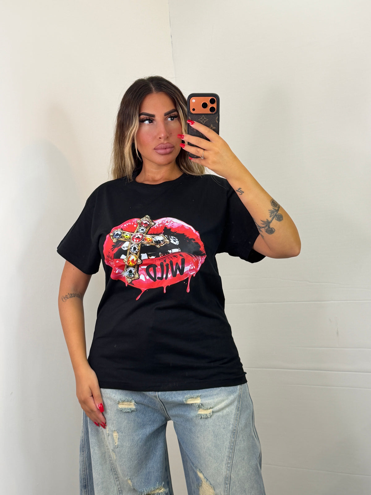 T-SHIRT - 08