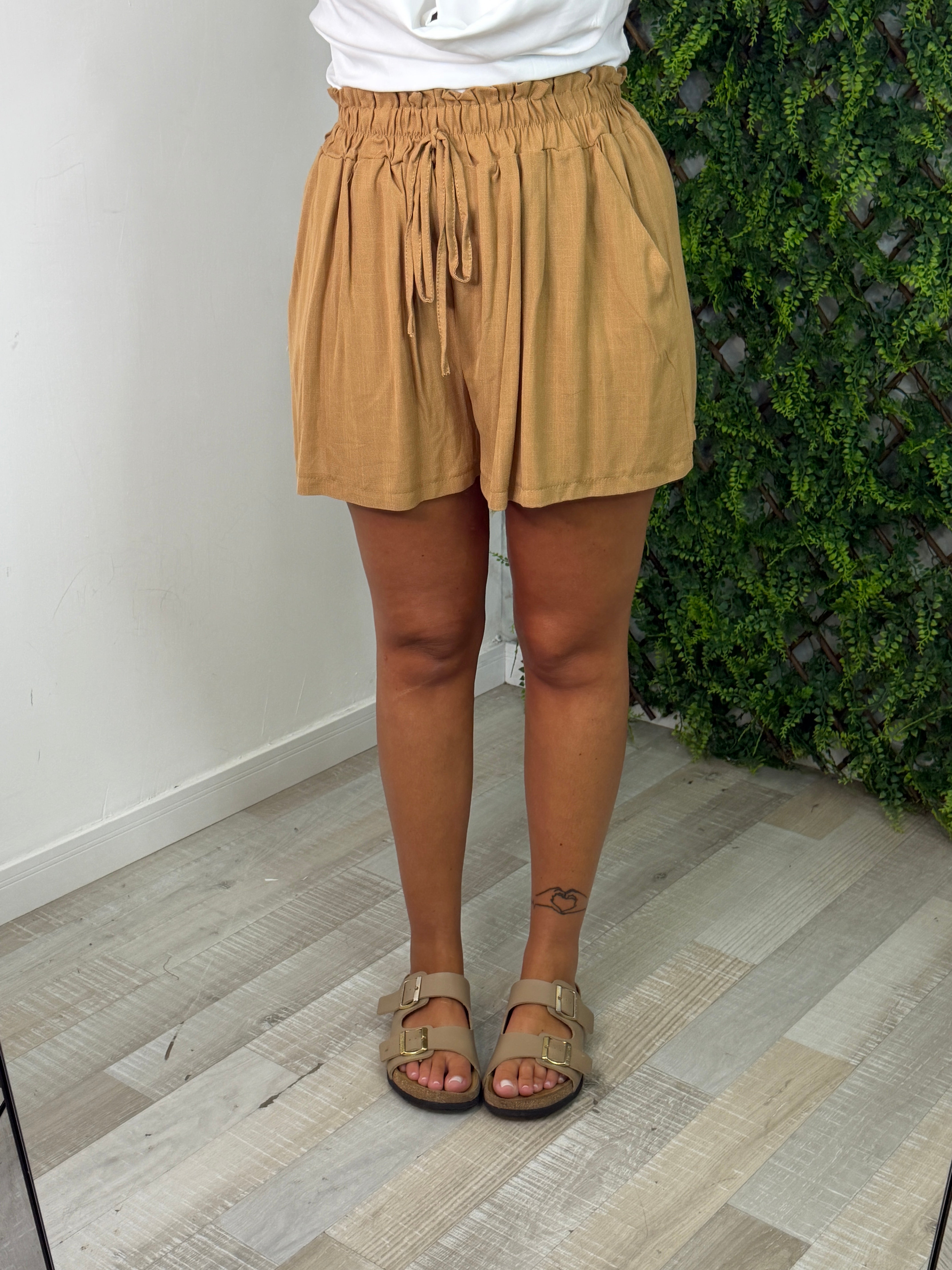 PANTALONCINO COMODITA’ NOCCIOLA