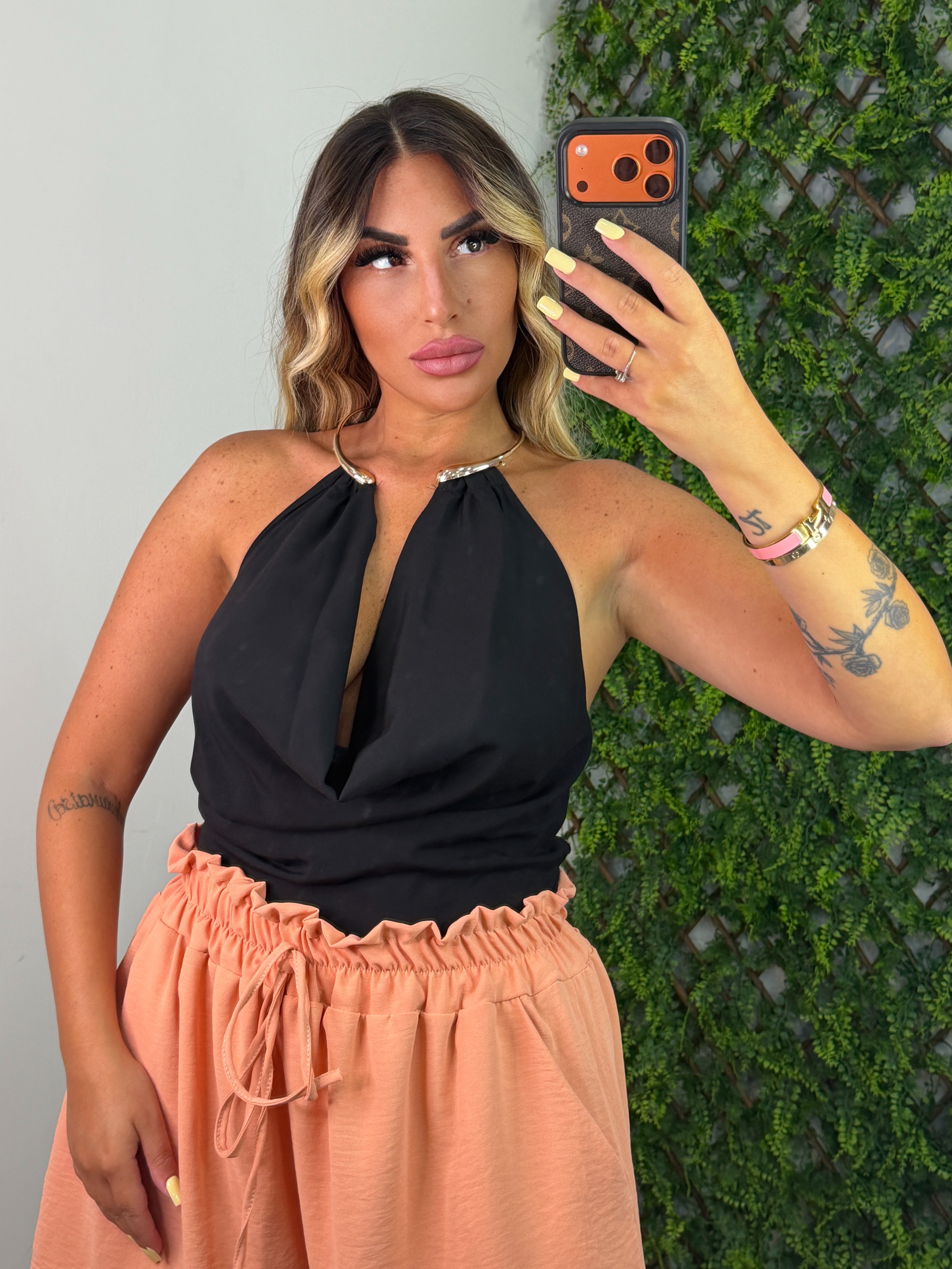 TOP - COLLANA NERO