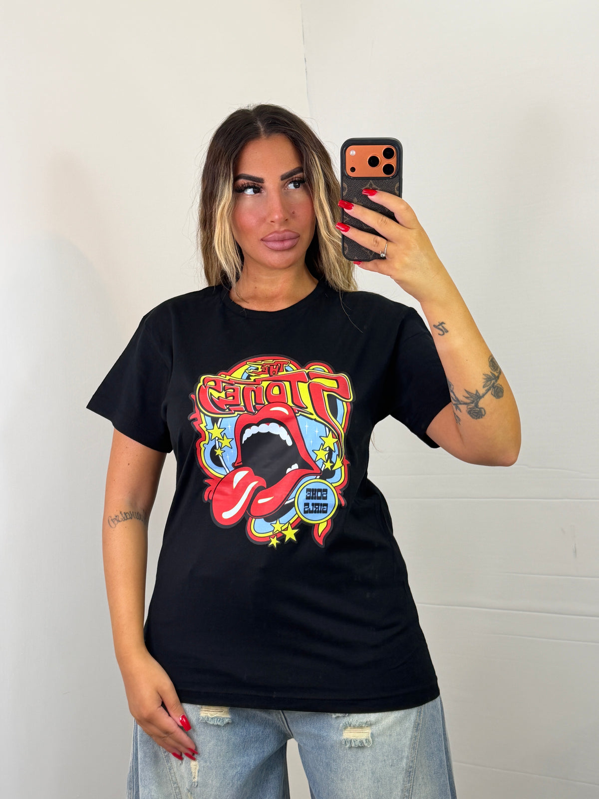 T-SHIRT - 04