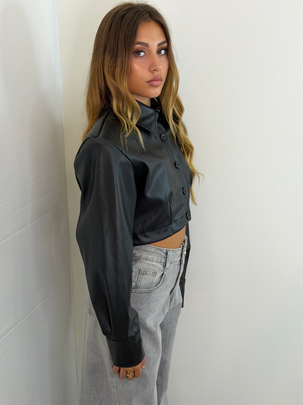 GIUBBINO ECOPELLE CROP - NERO