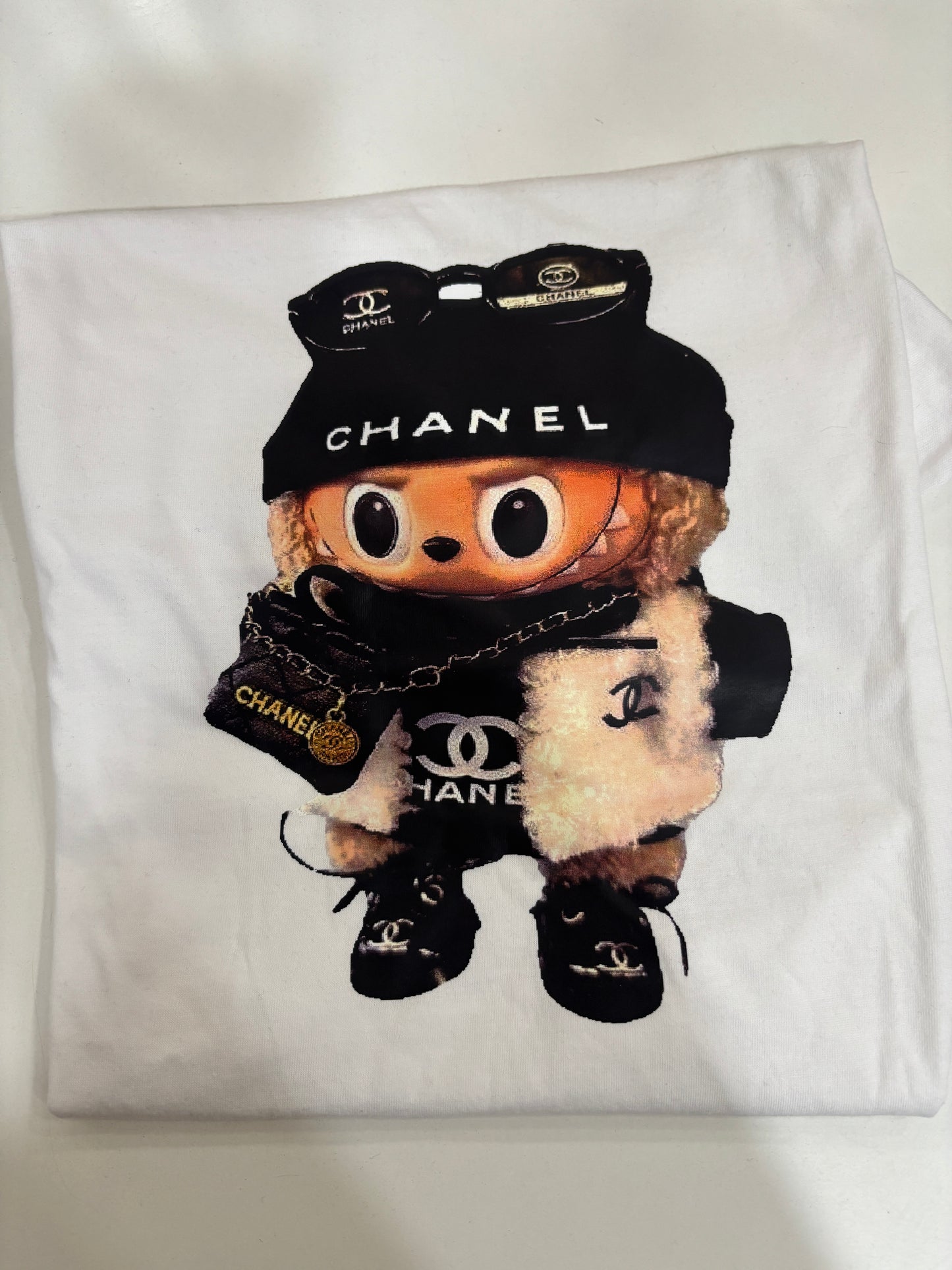 T-SHIRT LABUBU CHAN.