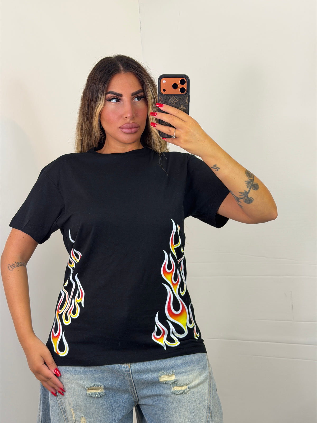 T-SHIRT - 01