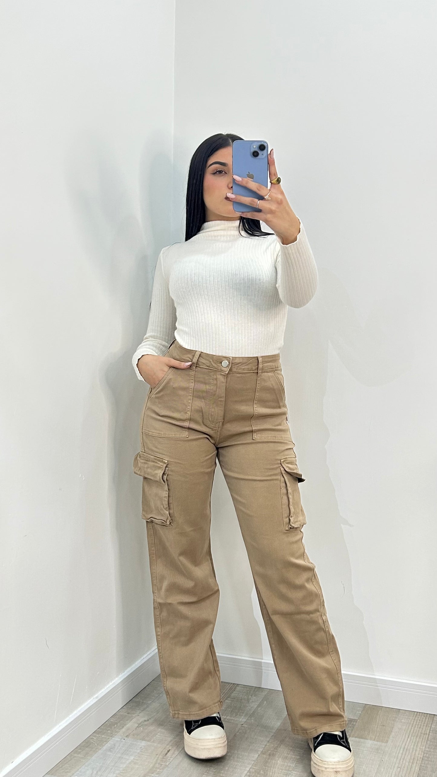 CARGO BEIGE