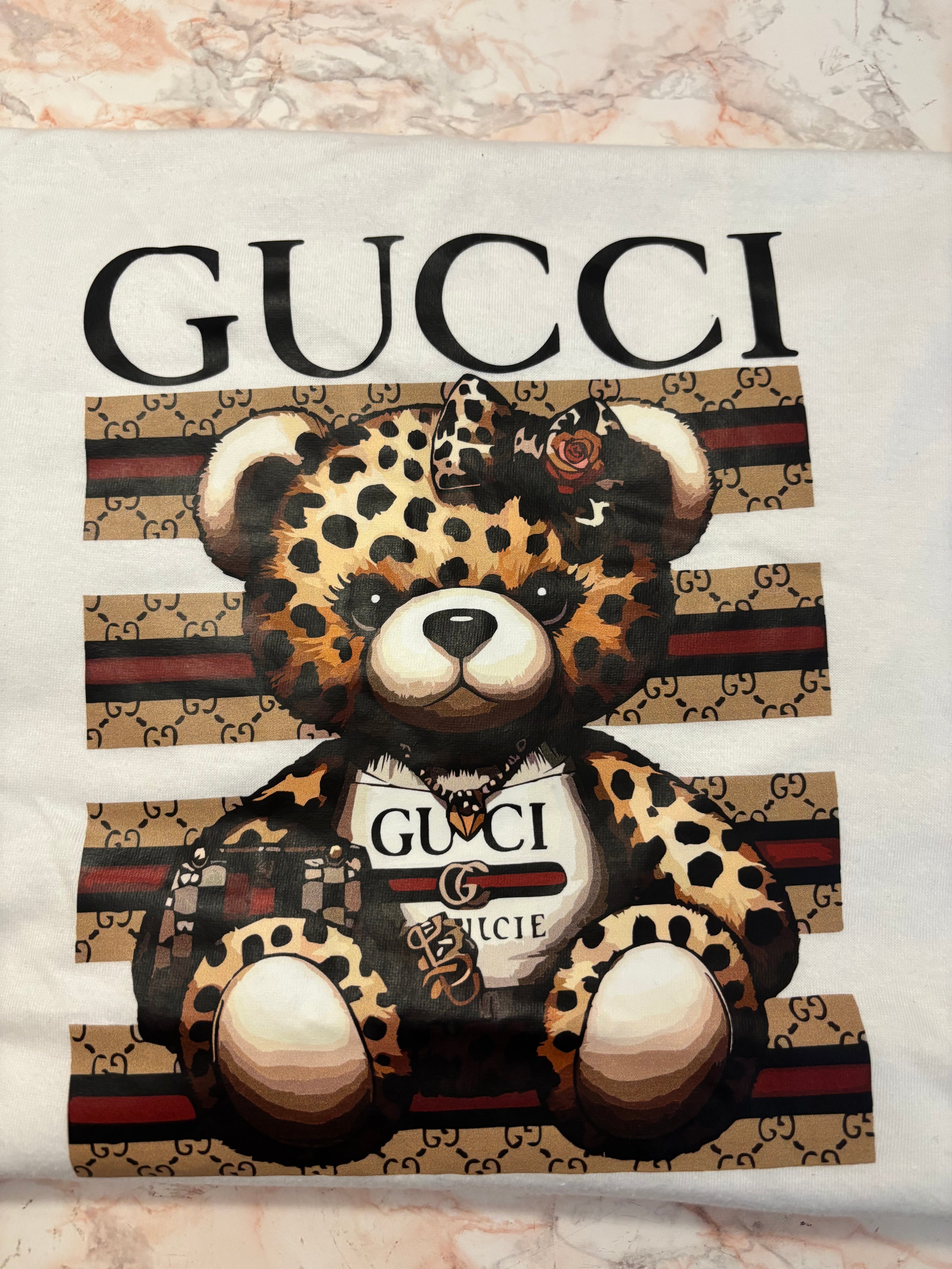 T-SHIRT CURVY BEAR