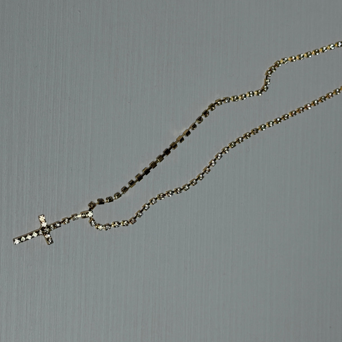 COLLANA CROCE BRILLANTINI BIANCA